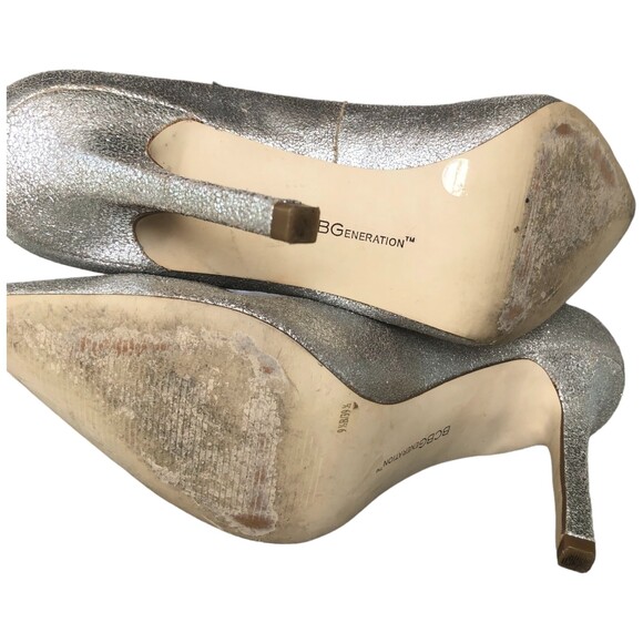 BCBG Women's Metallic Silver Pointed Toe Heel Pumps Size 9.5 - Picture 8 of 9